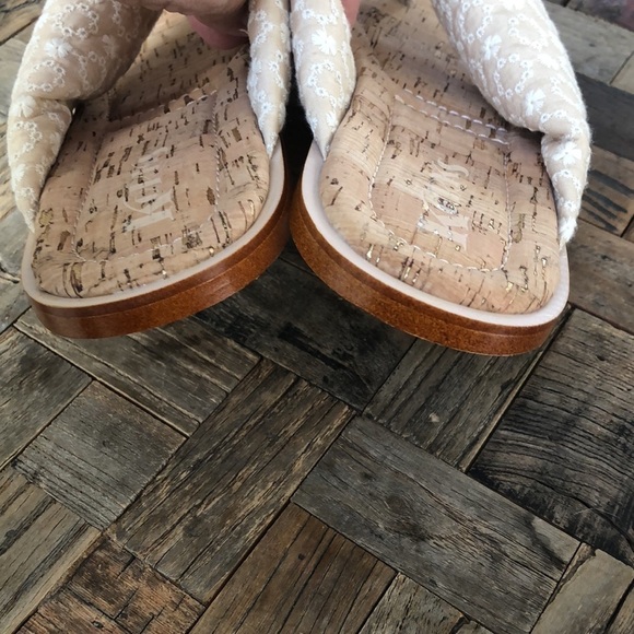 Korks Poppy Cream Embroidered Thong Flip Flop Sandal - Picture 6 of 7